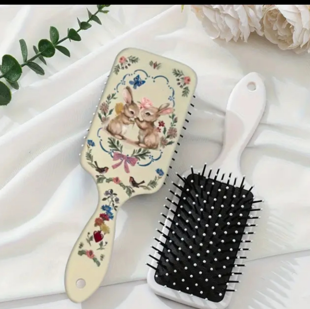 Floral Bunny Hairbrush 🐰🐇 Vintage Style